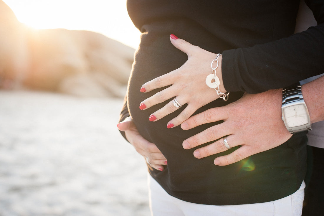 Omega 3 Kapseln in der Schwangerschaft: Die wichtigsten Fragen und Antworten