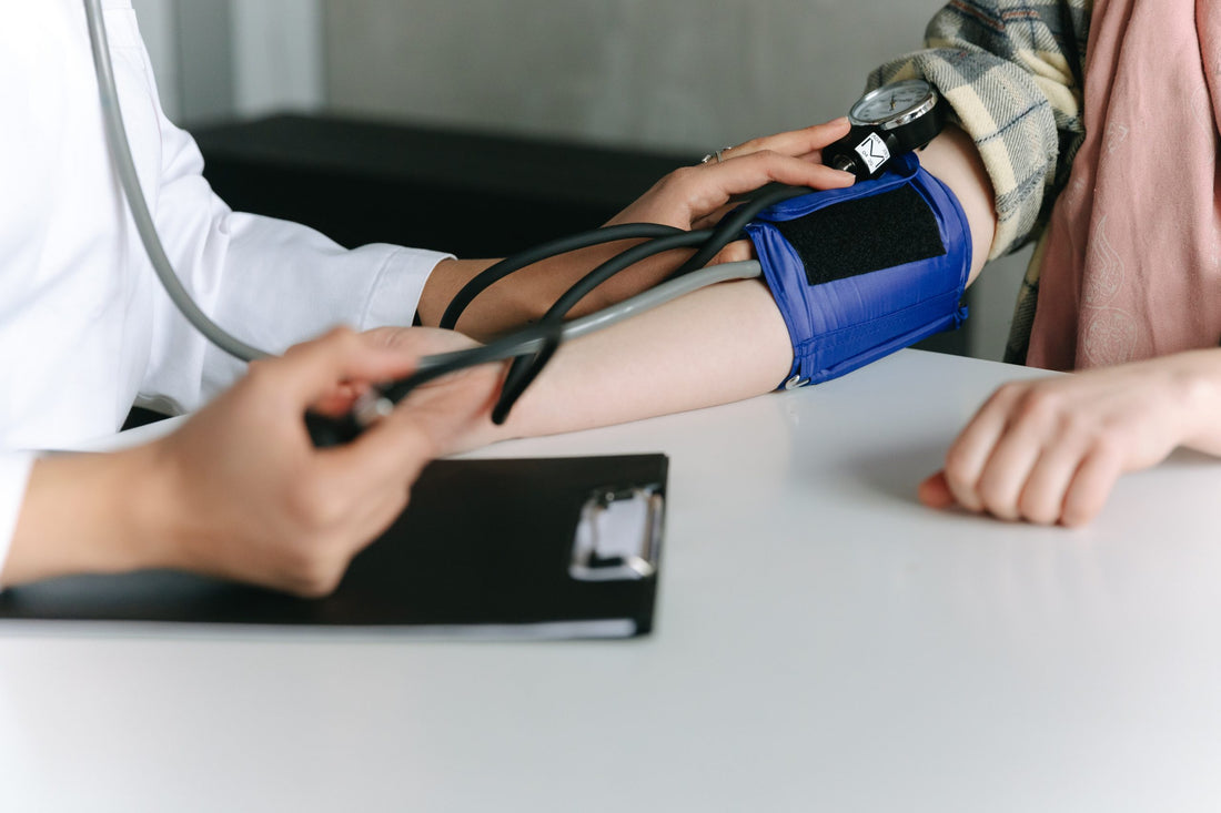 Blutdruck erhöhen: Was hilft gegen niedrigen Blutdruck?